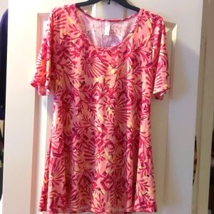LuLaRoe top